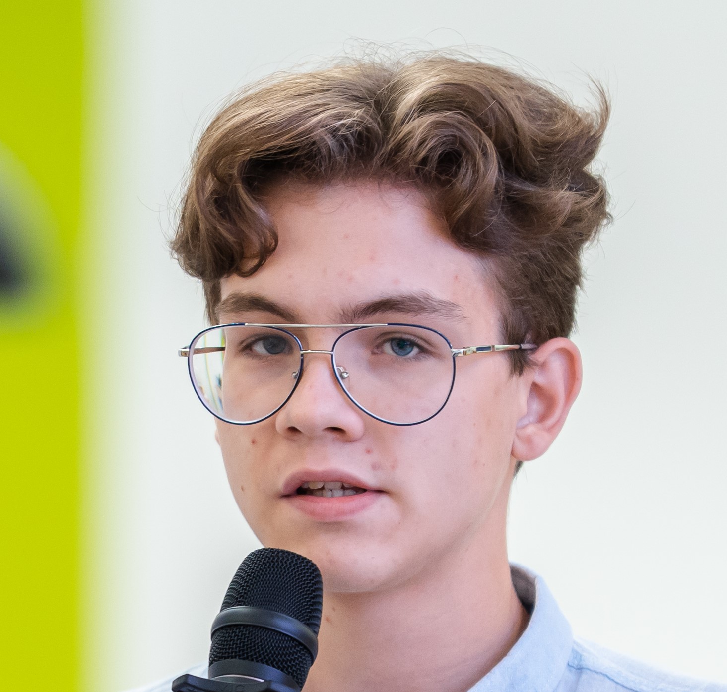 Святослав Абакумов